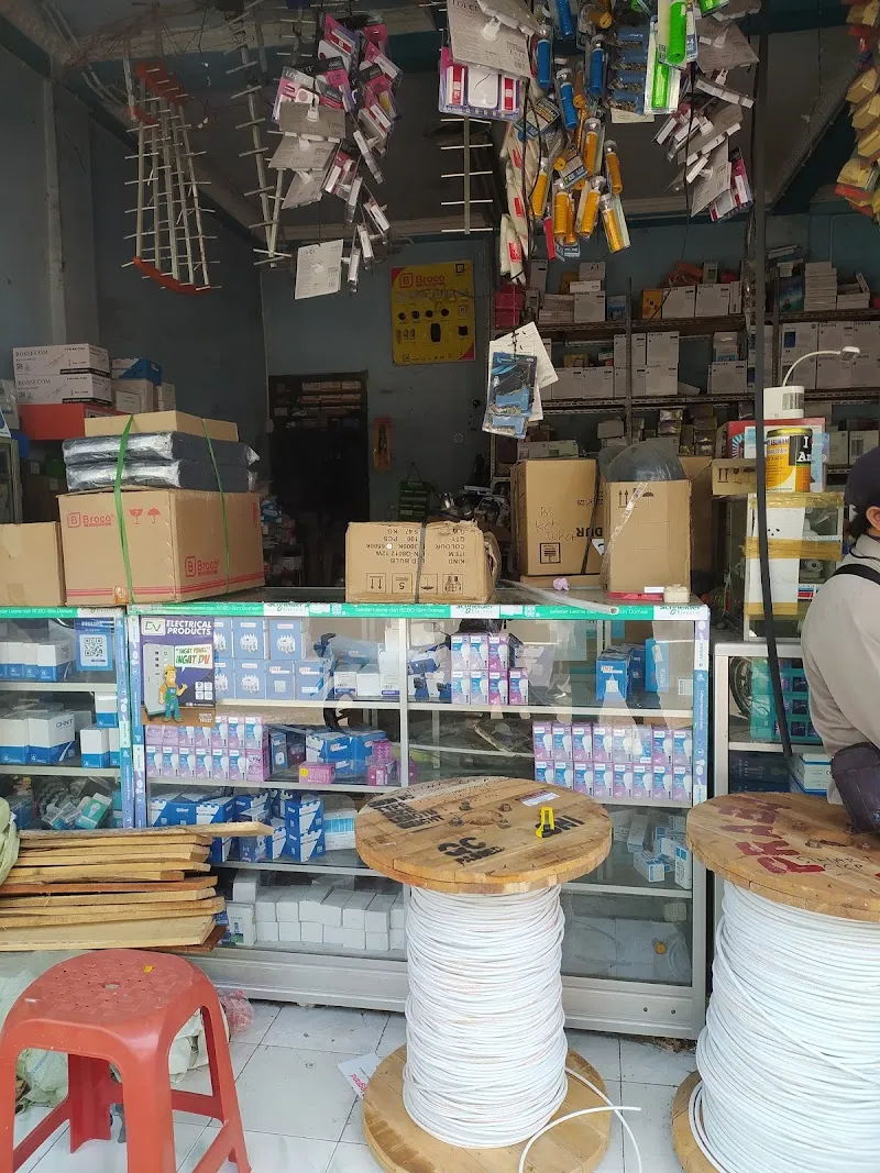 Cahaya Terang, Hidup Lebih Cerah: Aneka Servis Lampu & Elektronik di Cilacap